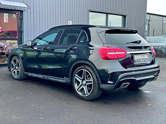 Mercedes-Benz GLA180 d 7 of 23