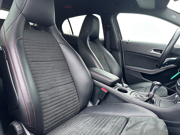 Mercedes-Benz GLA180 d 18 of 23