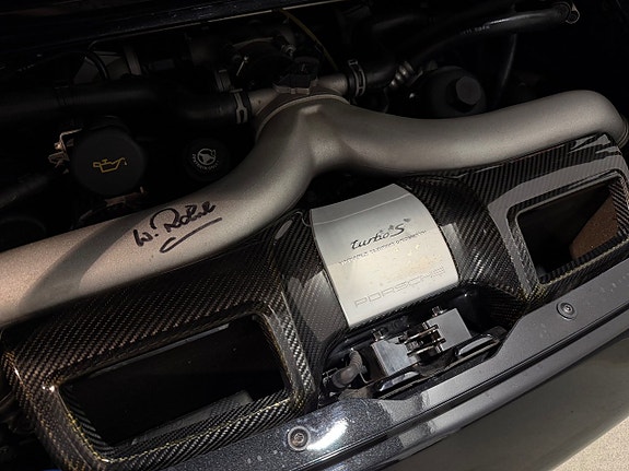 Porsche 911 Turbo S 9 of 19