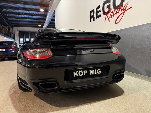 Porsche 911 Turbo S 6 of 19
