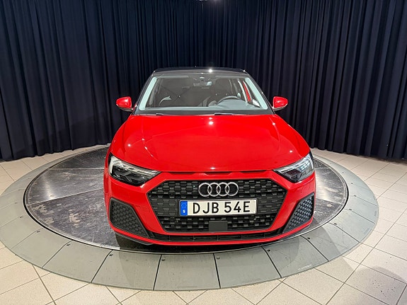 Audi A1 2 of 15