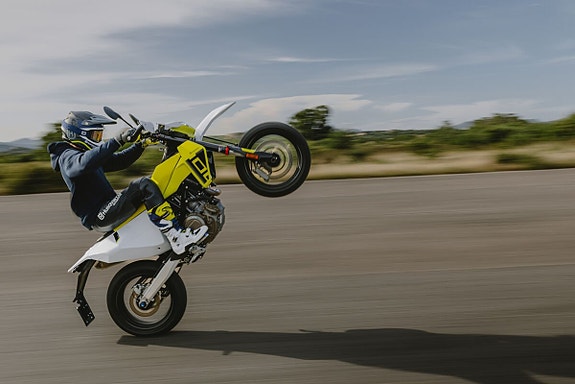 Husqvarna 701 Supermoto / Höstkampanj / Nu i butik / Räntefritt 24mån 8 of 15