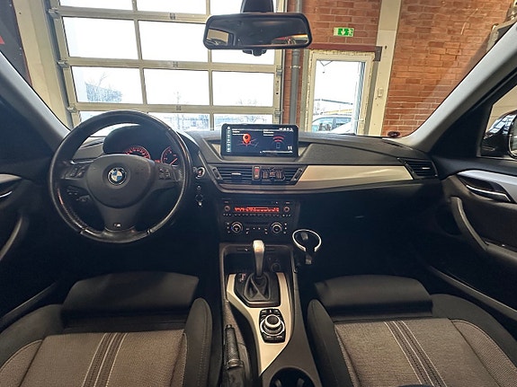 BMW X1 20 of 21