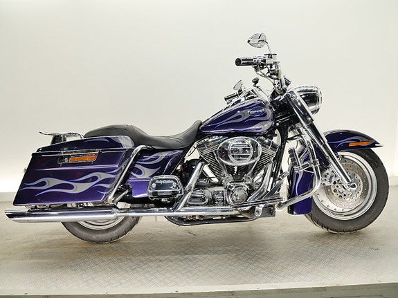 Harley-Davidson CVO Road King Screamin Eagle