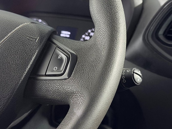 Nissan Interstar 18 of 24