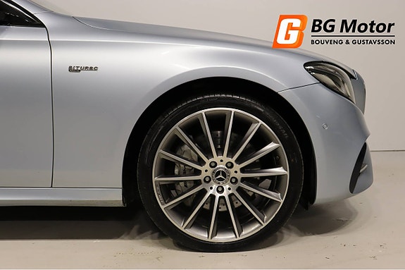Mercedes-Benz E43 5 of 22