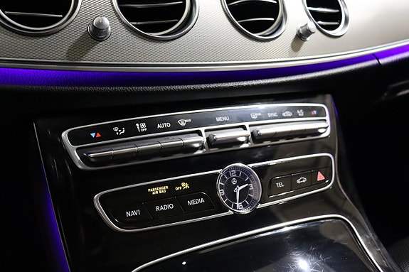 Mercedes-Benz E43 15 of 22