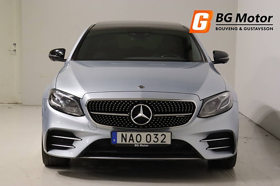 Mercedes-Benz E43 2 of 22
