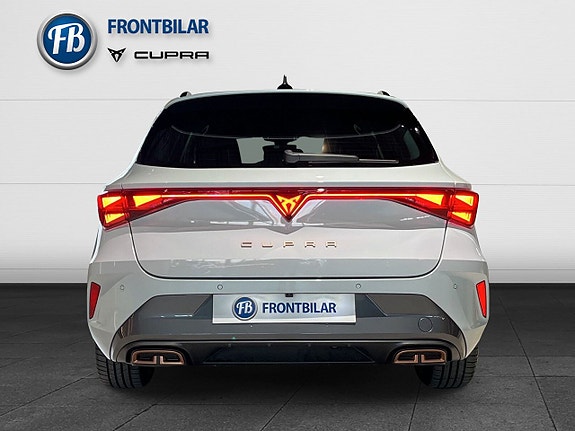 Cupra Leon 4 of 8