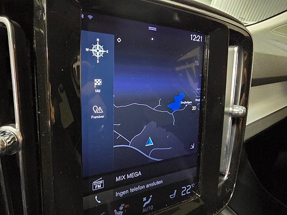 Volvo XC40 9 of 11