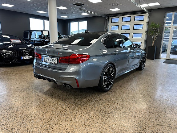 BMW M5 6 of 30