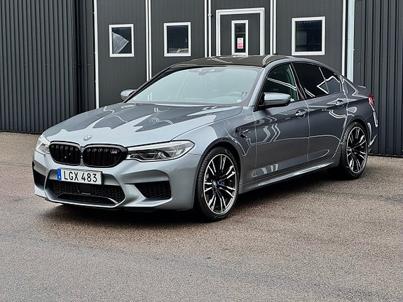 BMW M5 3 of 27