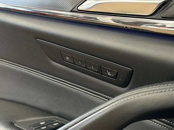 BMW M5 22 of 30