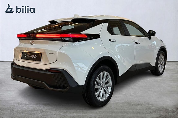 Toyota C-HR 18 of 25