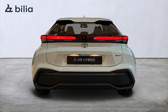 Toyota C-HR 4 of 25