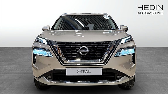 Nissan X-Trail 8 of 15