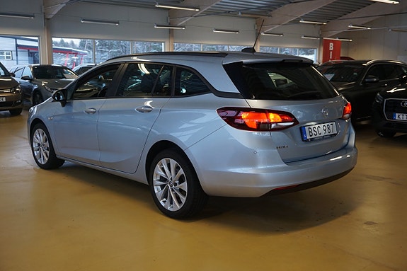 Opel Astra 4 of 5