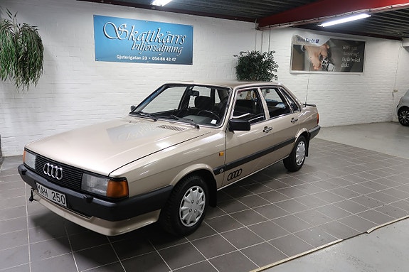 Audi 80