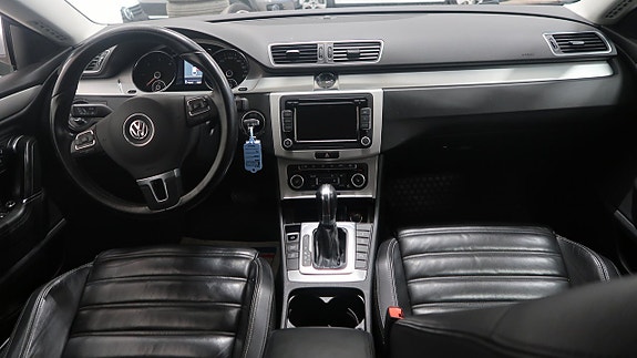 Volkswagen Passat CC 11 of 18