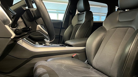Audi Q7 7 of 21