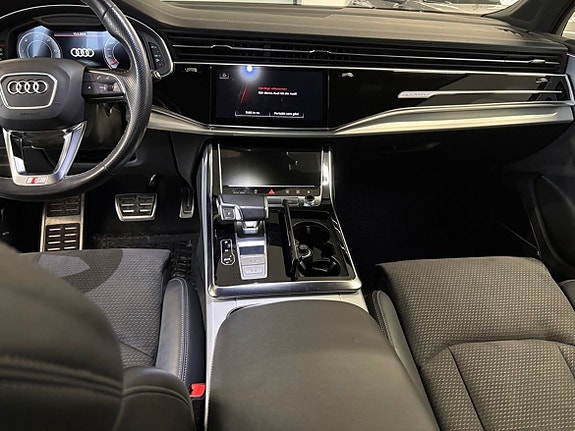Audi Q7 21 of 21
