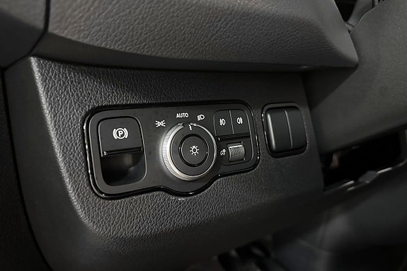 Mercedes-Benz Sprinter 319 16 of 26