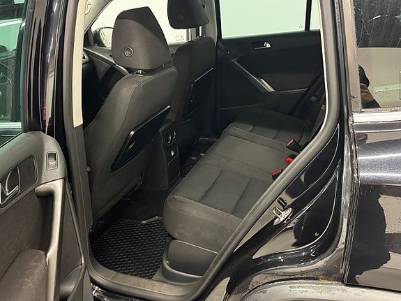 Volkswagen Tiguan 13 of 19