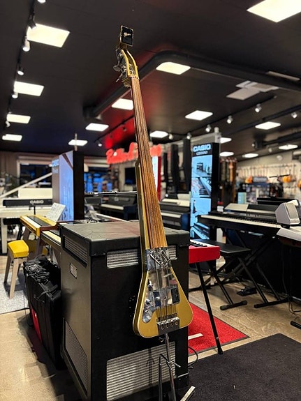 Product image 3 of 9