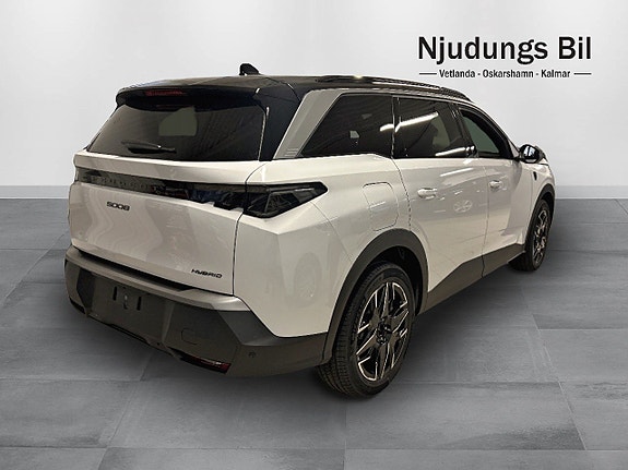 Peugeot 5008 3 of 5