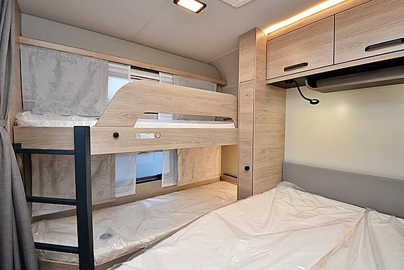 Weinsberg 550 UK CaraOne, Barnkammare 17 of 27