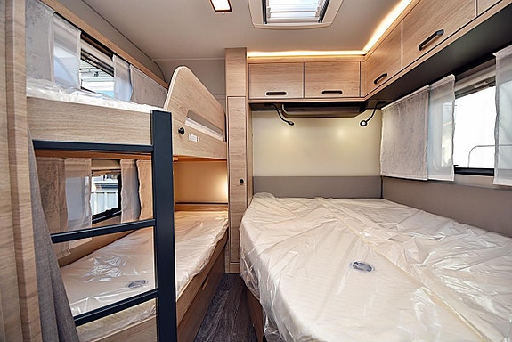Weinsberg 550 UK CaraOne, Barnkammare 16 of 27