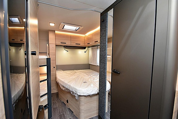 Weinsberg 550 UK CaraOne, Barnkammare 15 of 27