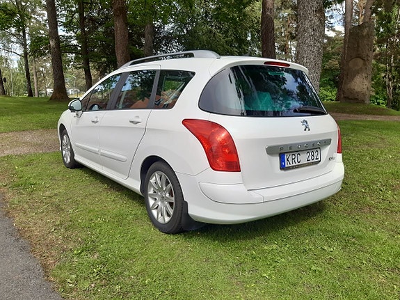 Peugeot 308 SW 5 of 5
