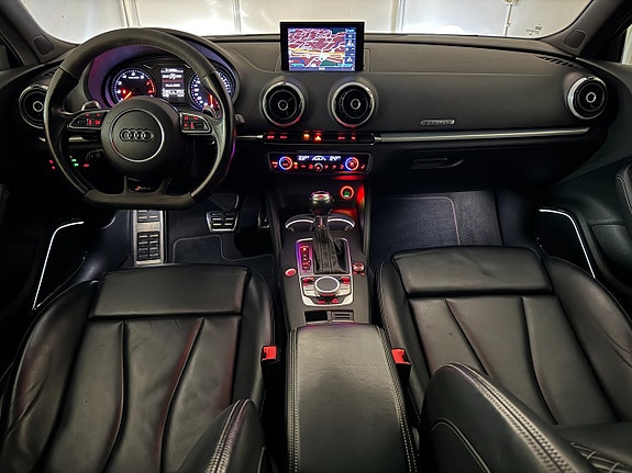 Audi RS3 12 of 22