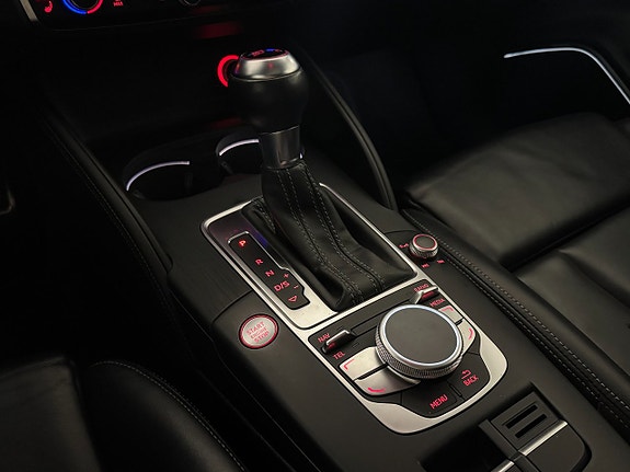 Audi RS3 15 of 22