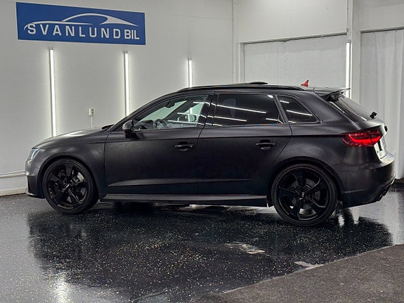 Audi RS3 4 of 5