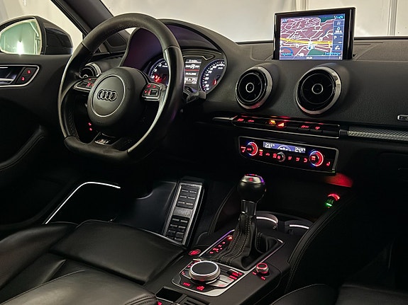 Audi RS3 13 of 22