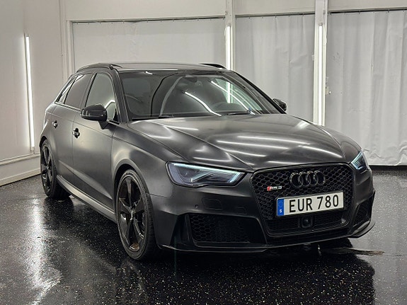 Audi RS3 3 of 5