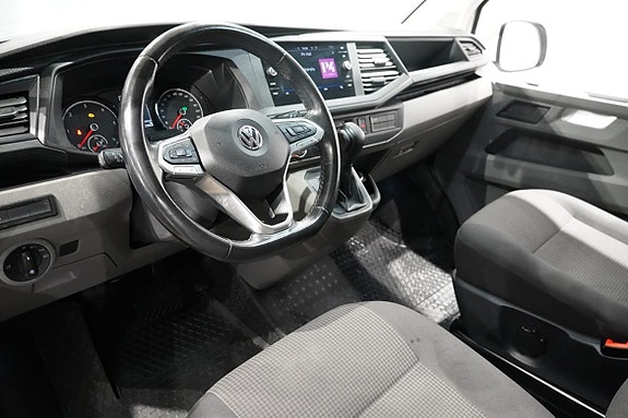Volkswagen Transporter 8 of 15