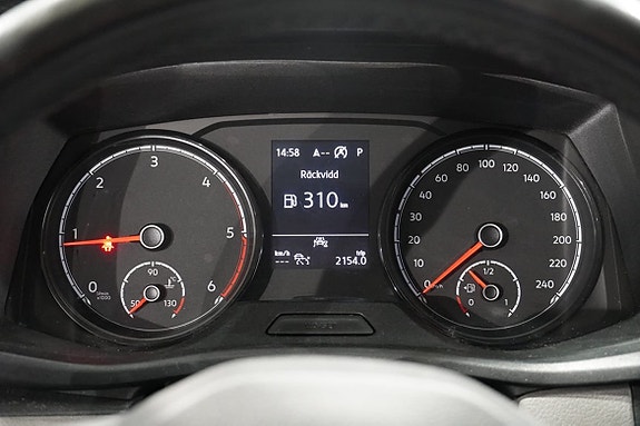 Volkswagen Transporter 9 of 15