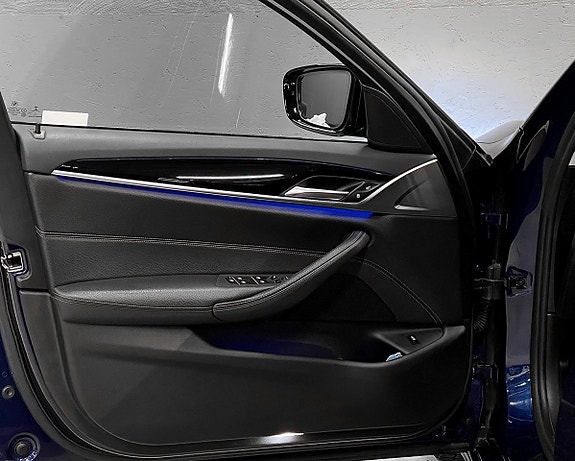 BMW 530i 19 of 24
