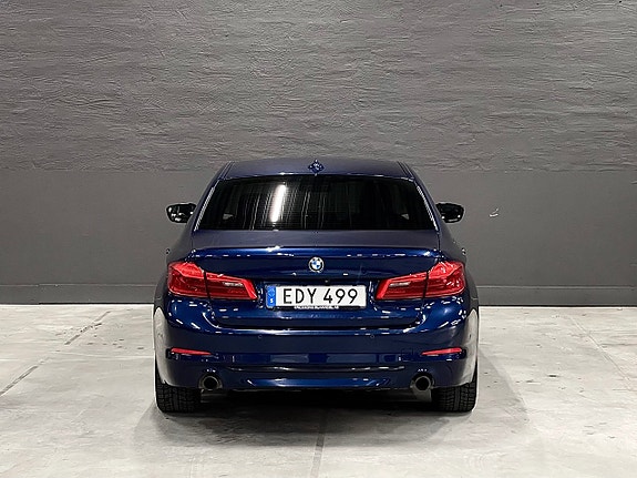 BMW 530i 12 of 24