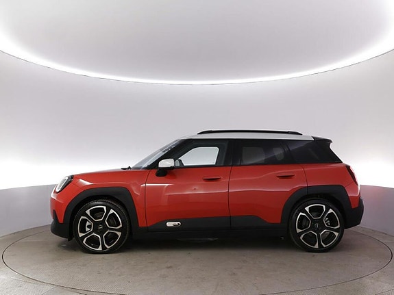 MINI Aceman E 3 of 5