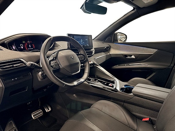Peugeot 5008 5 of 16