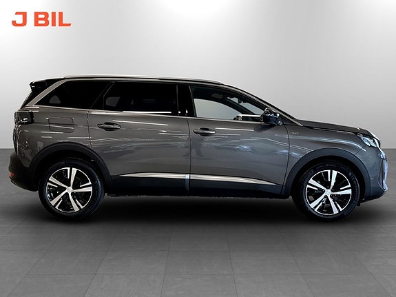 Peugeot 5008 14 of 16