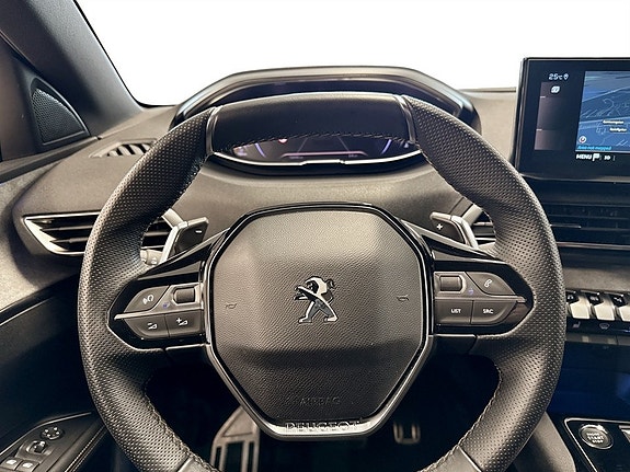 Peugeot 5008 8 of 16