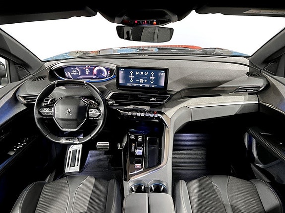 Peugeot 3008 6 of 15