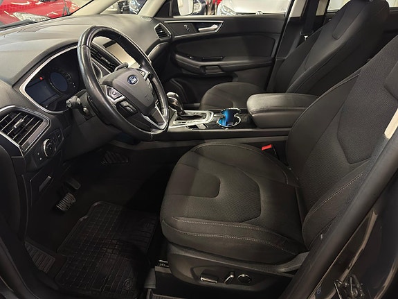 Ford S-MAX 7 of 27