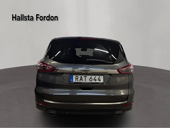 Ford S-MAX 5 of 27