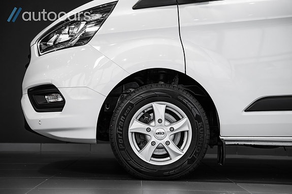 Ford Transit Custom 8 of 27